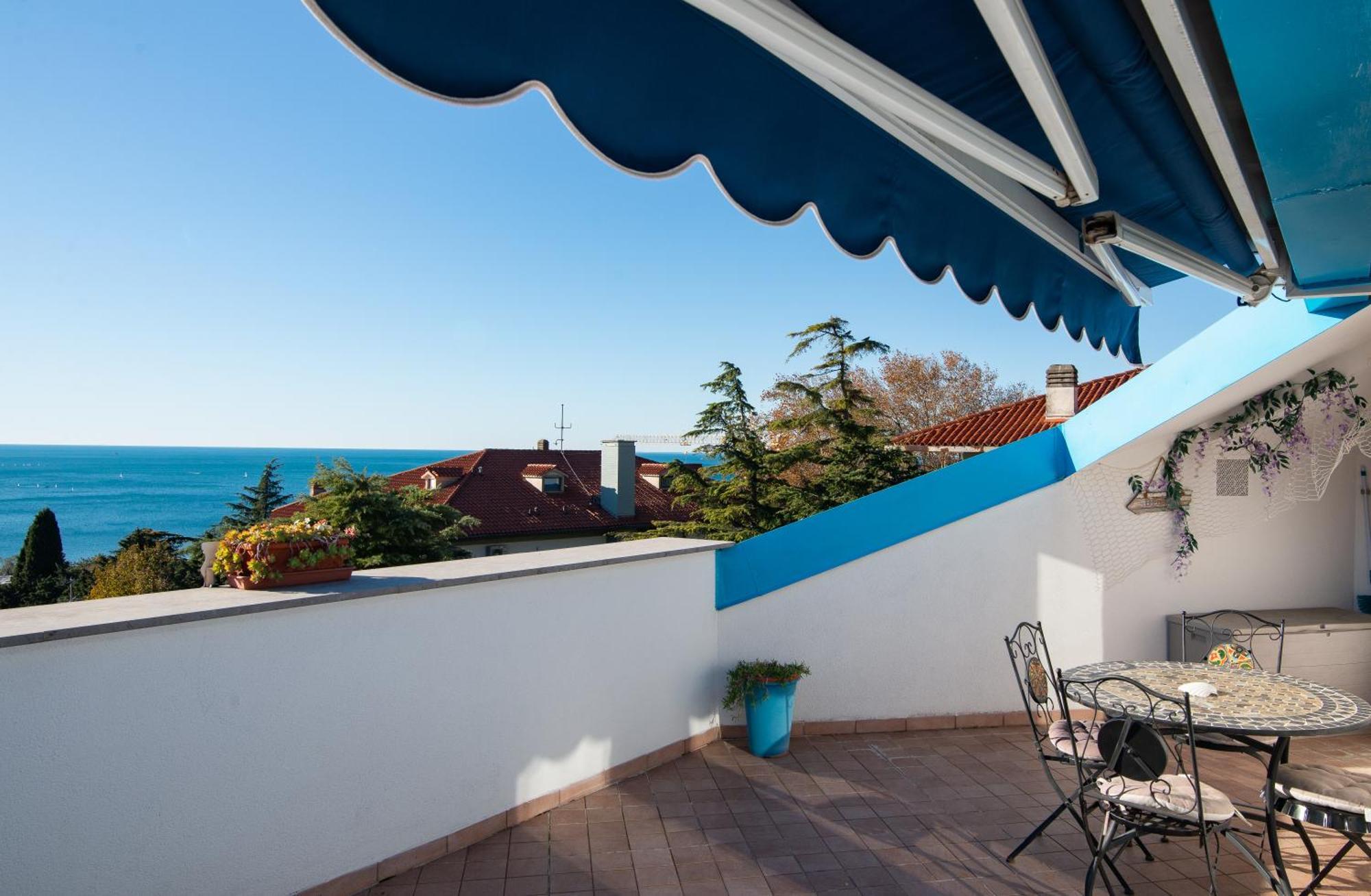 La Mansarda Delle Meraviglie B&B Superior Τεργέστη Εξωτερικό φωτογραφία